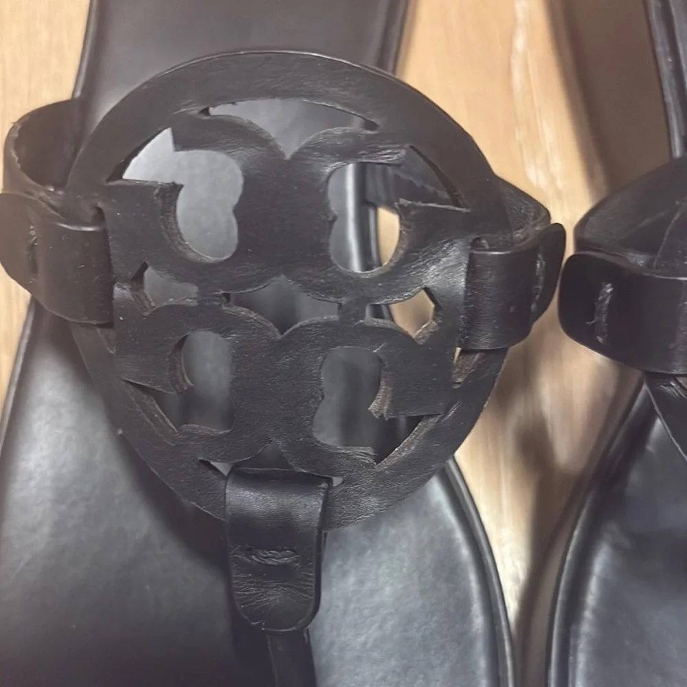 Tory Burch Black Logo Thong Sandals *13M*